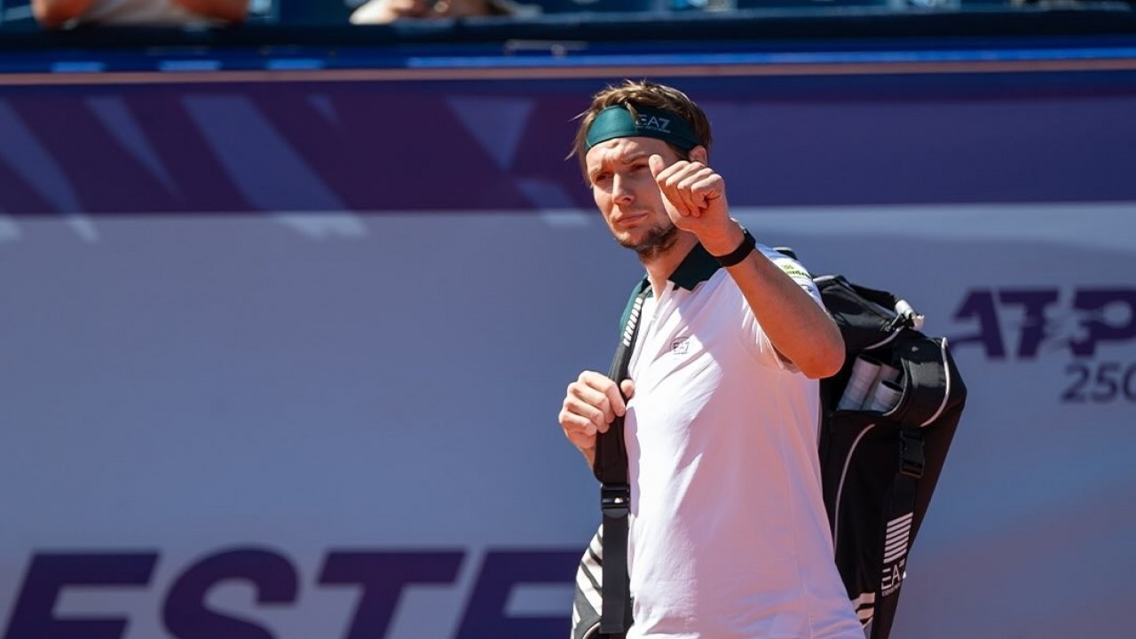 Бублик вышел в четвертьфинал Erste Bank Open