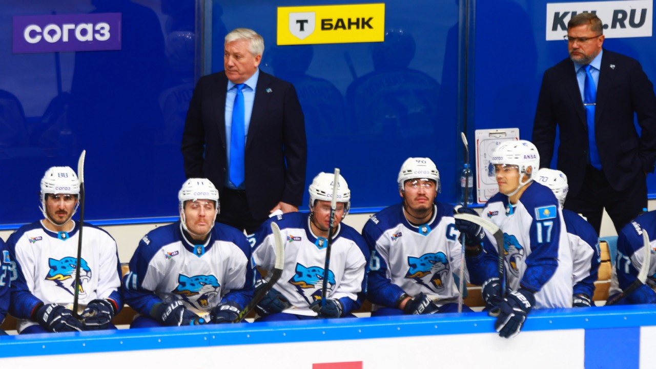 Кравец связал поражение "Барыса" в Уфе с удалениями