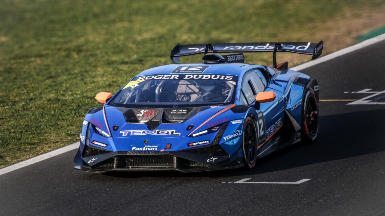 Казахстанский экипаж выиграл престижную автогонку в Италии