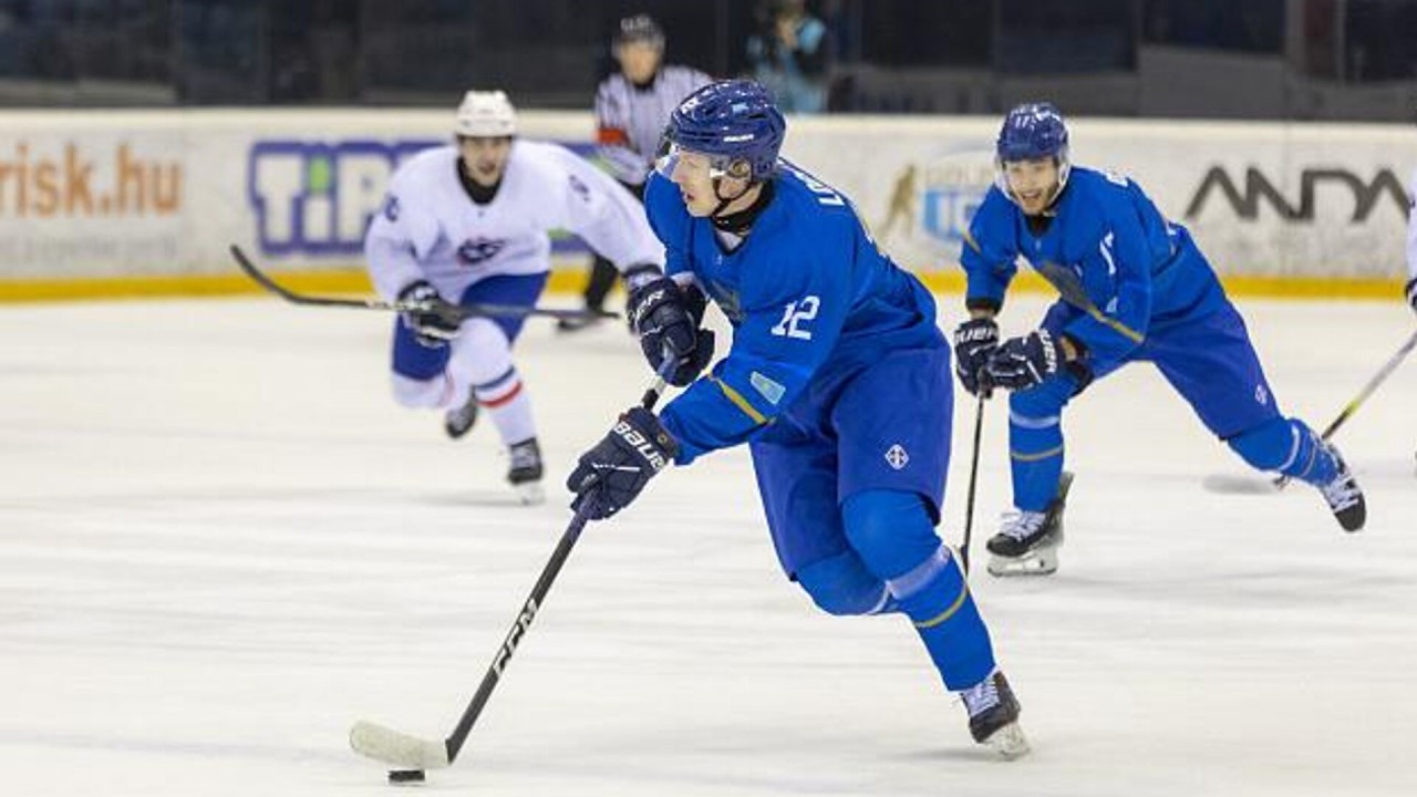 Казахстан с двузначным счетом разгромил Францию на МЧМ по хоккею