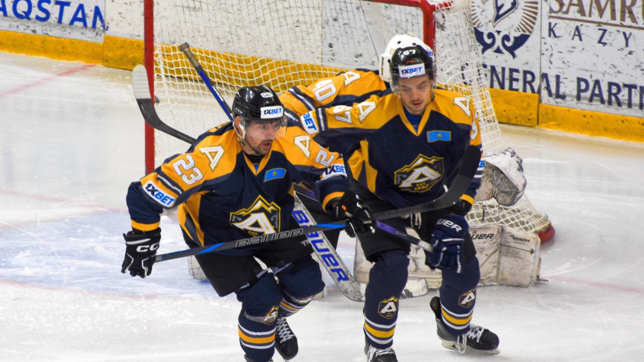 "Алматы" разгромил "Иртыш" на его льду в Pro Hokei Ligasy
