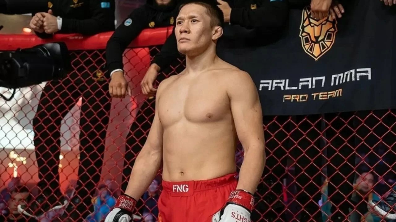 Жумагулов стал чемпионом в "европейском UFC"