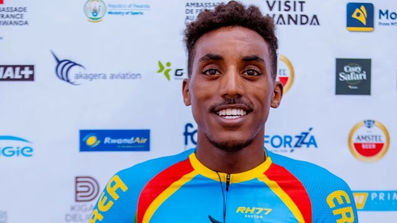 Гонщик XDS Astana Team возглавил генерале Тура Озера Цинхай