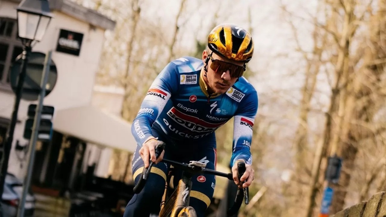 Soudal Quick Step усиленно ищет замену Эвенепулу