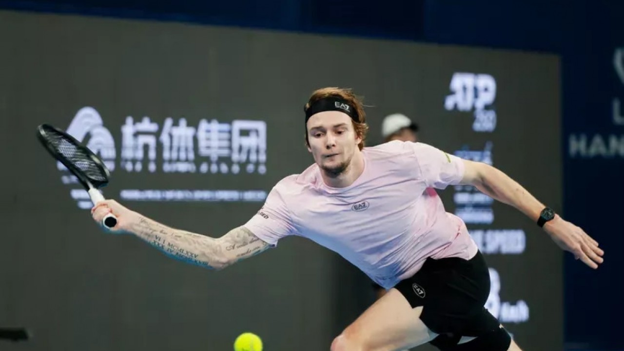 Бублик вышел в финал Lynk & Co Hangzhou Open