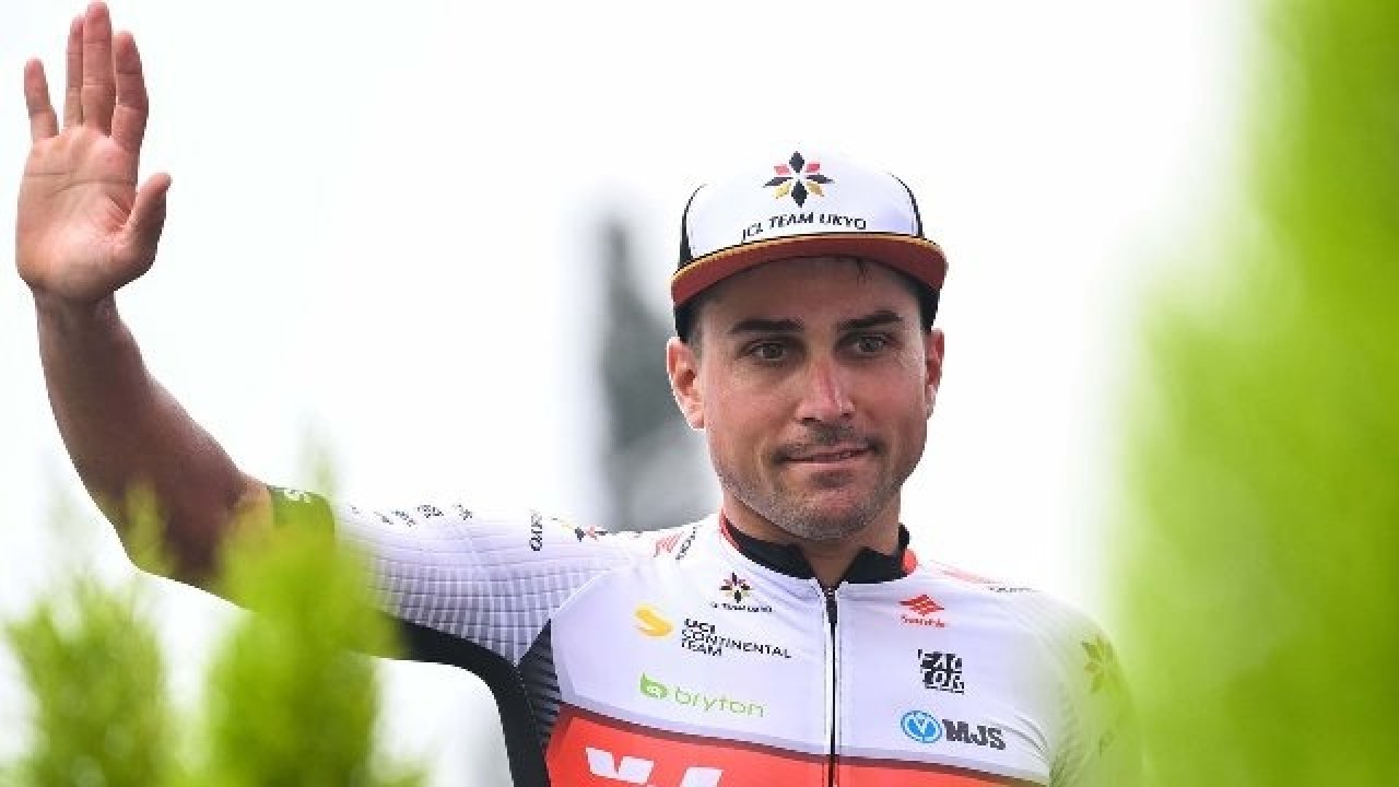 Гонщик XDS Astana Team выиграл стартовый этап Тура Лангкави