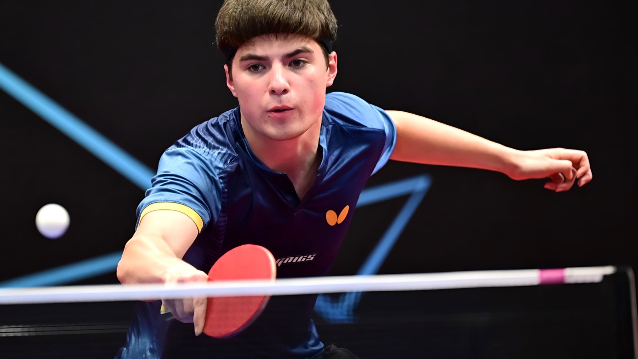 Алан Құрманғалиев Бейжіңде жастар арасындағы Азия чемпионын тізе бүктірді