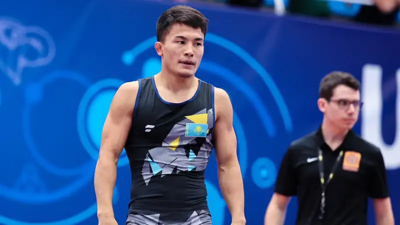 Айбек Айтбеков пен Юсуф Ашрапов U23 әлем чемпионатының финалында белдеседі