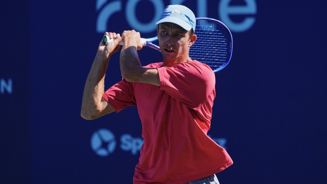 Ломакин выиграл дерби у Жукаева в Китае