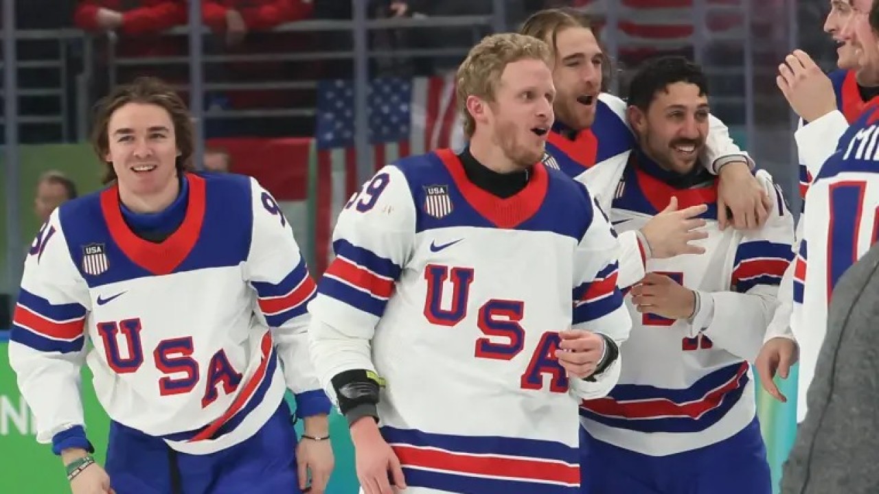 США выиграли олимпийский хоккейный турнир