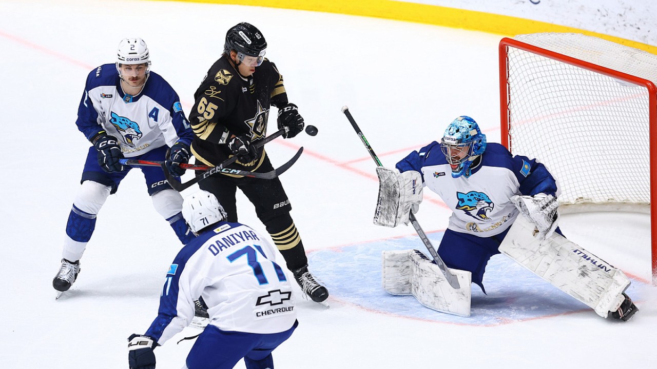 "Барыс" одержал третью подряд выездную победу в КХЛ