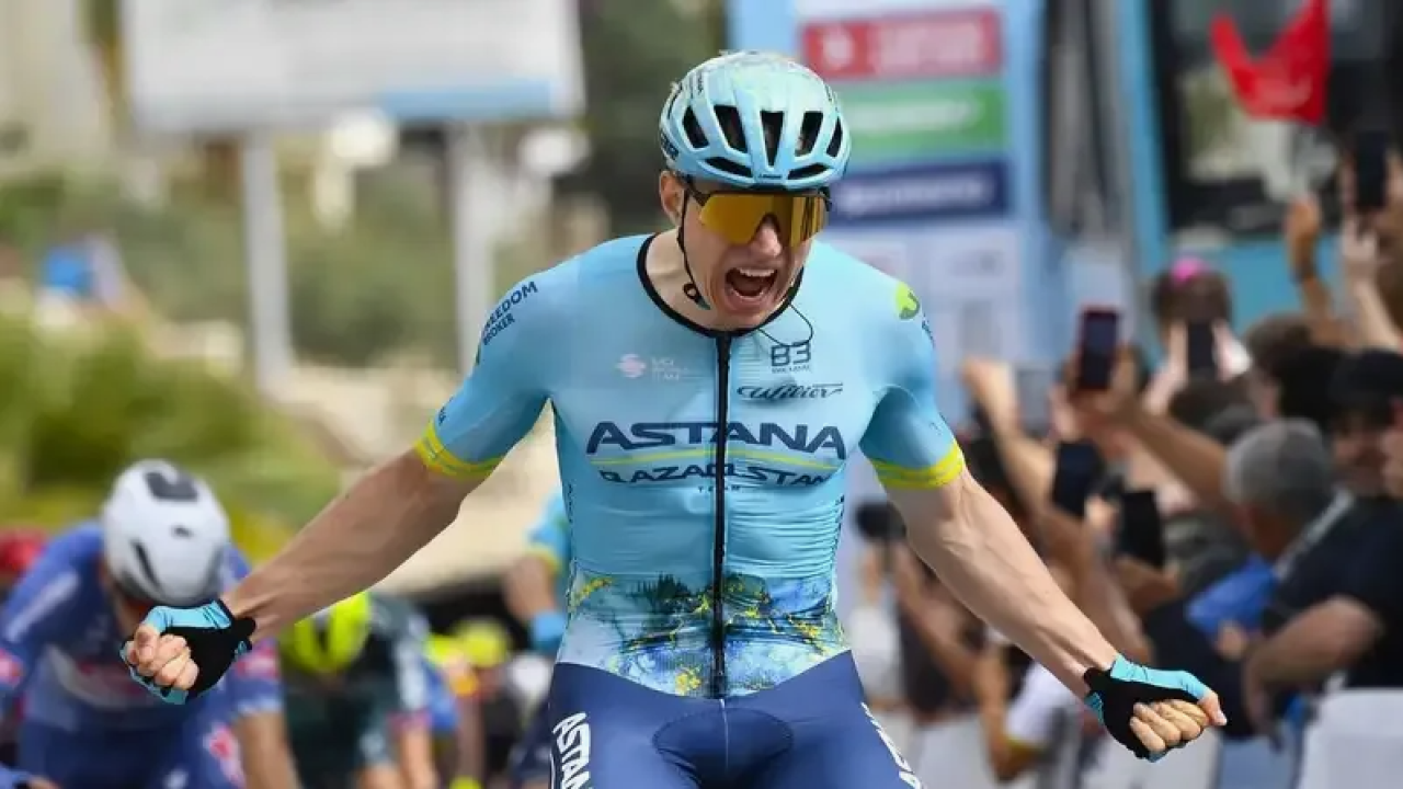 Гонщик XDS Astana Team выиграл второй этап многодневки Париж-Ницца