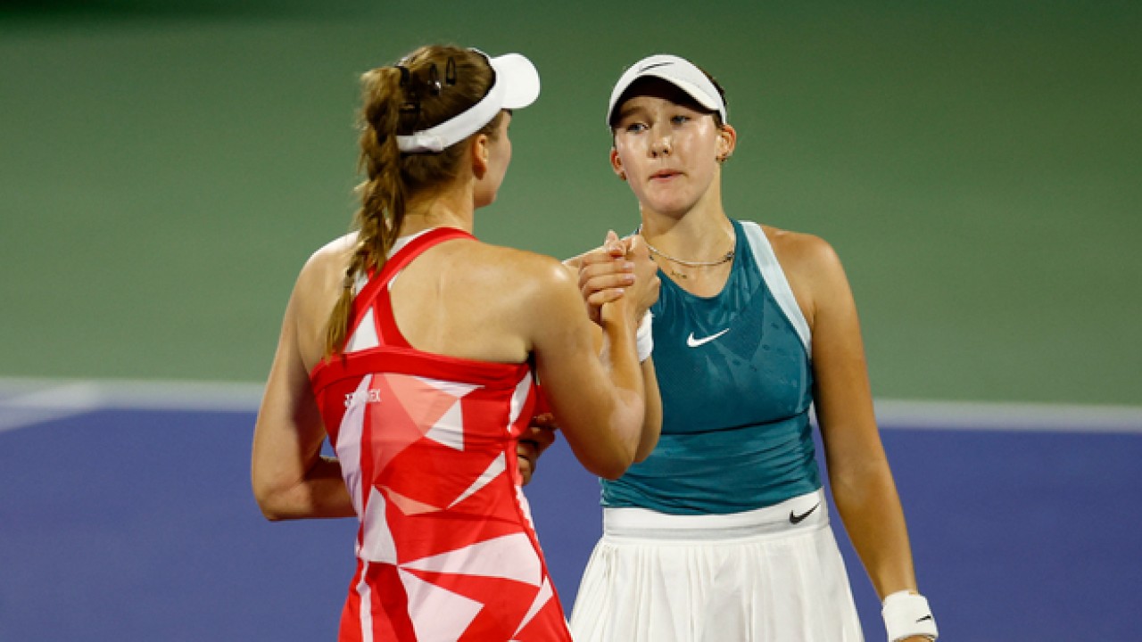 Елена Рыбакина Штутгартта Мирра Андреевамен кездеседі