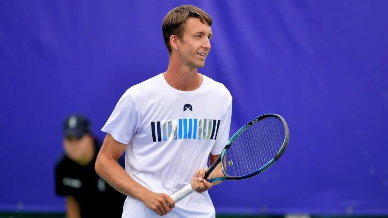 Ломакин одержал две победы за день на ивенте ITF в Пакистане