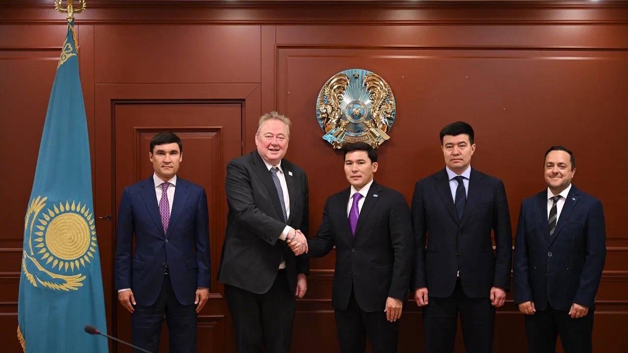 Ербол Мырзабосынов встретился с руководством World Boxing