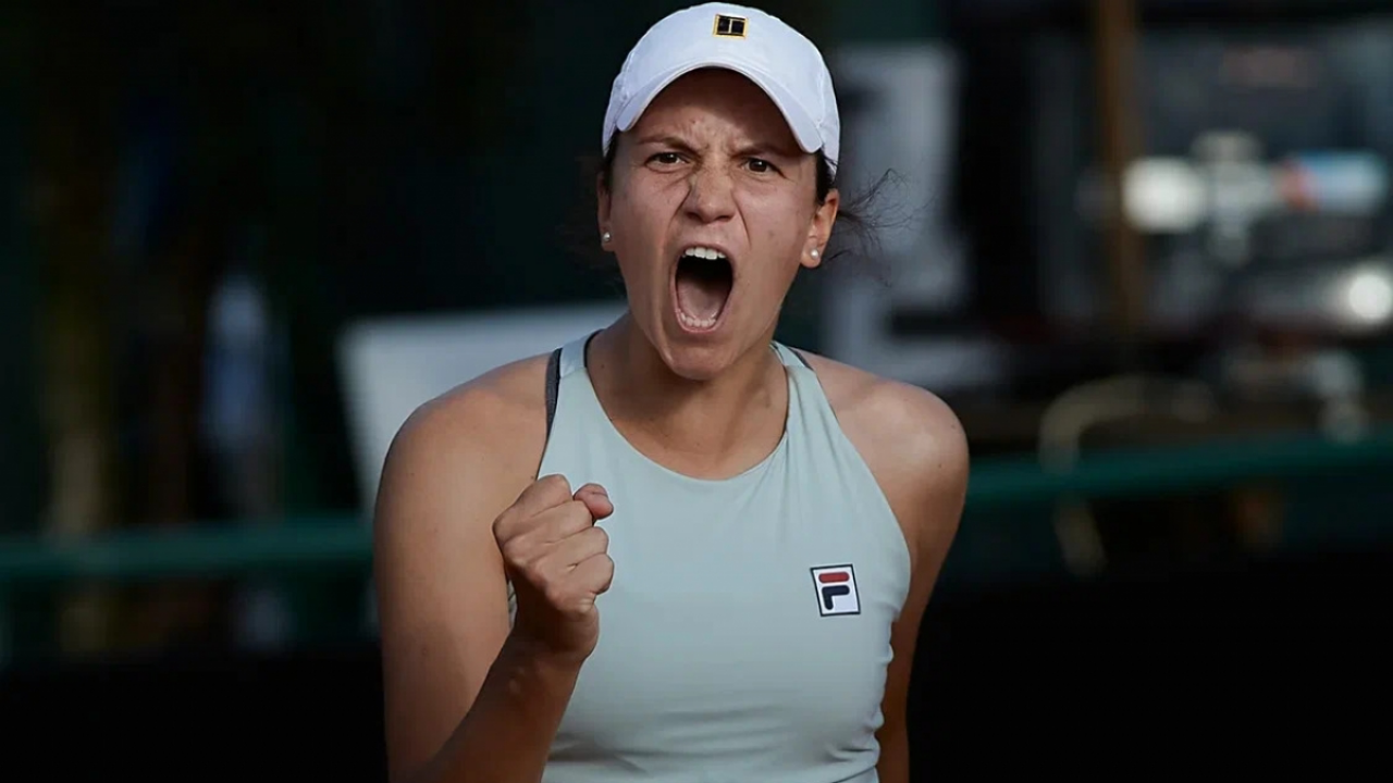 Данилина прошла старт ивента серии WTA 500 во Франции в парах