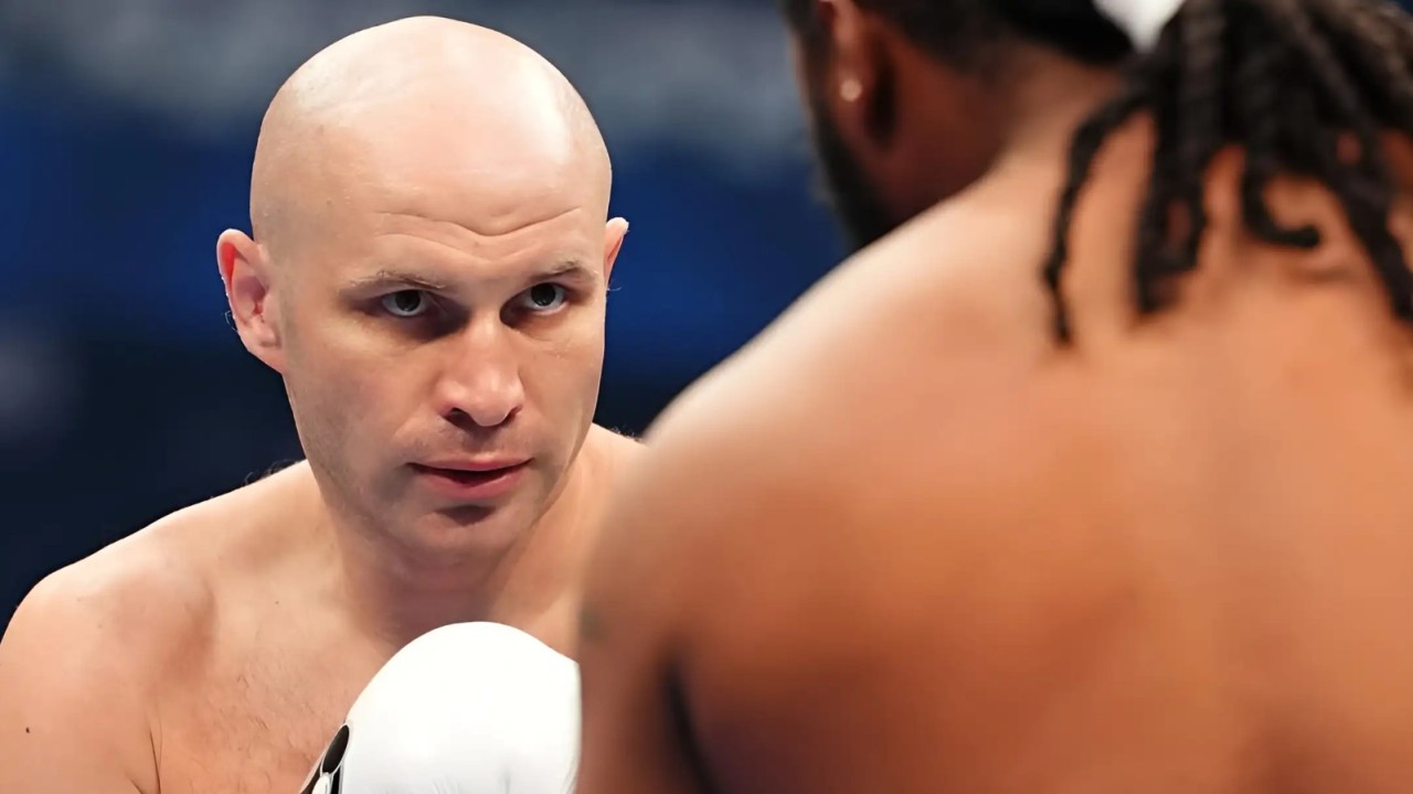 Дычко выиграл свой первый бой в Zuffa Boxing