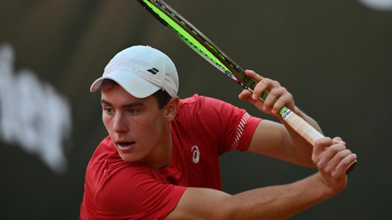 Казахстанский дуэт вышел в четвертьфинал World Tennis в Астане